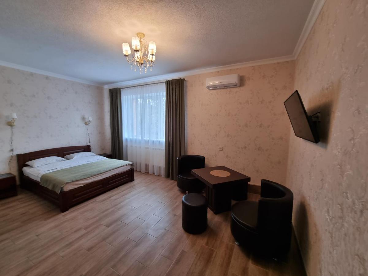 Ник Аэро Hotel Kharkiv Exterior photo