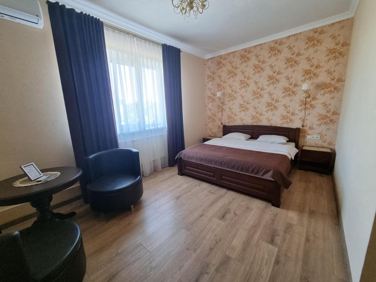 Ник Аэро Hotel Kharkiv Exterior photo